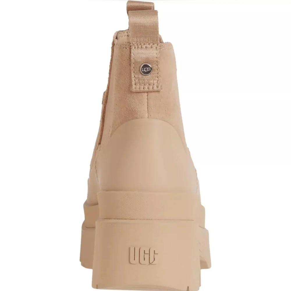 UGG Brisbane Chelsea Waterproof Boot Women's - Picture 5 of 7